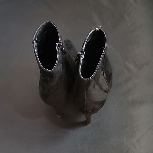 STEVE MADDEN SALLYY/SALL STILETTOS ZIP CLOSURE POINTE TOE WOMENS SUEDE BOOTIE - Picture 8 of 15